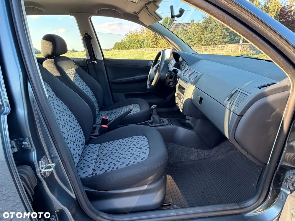 Skoda Fabia 1.2 HTP Classic + - 7
