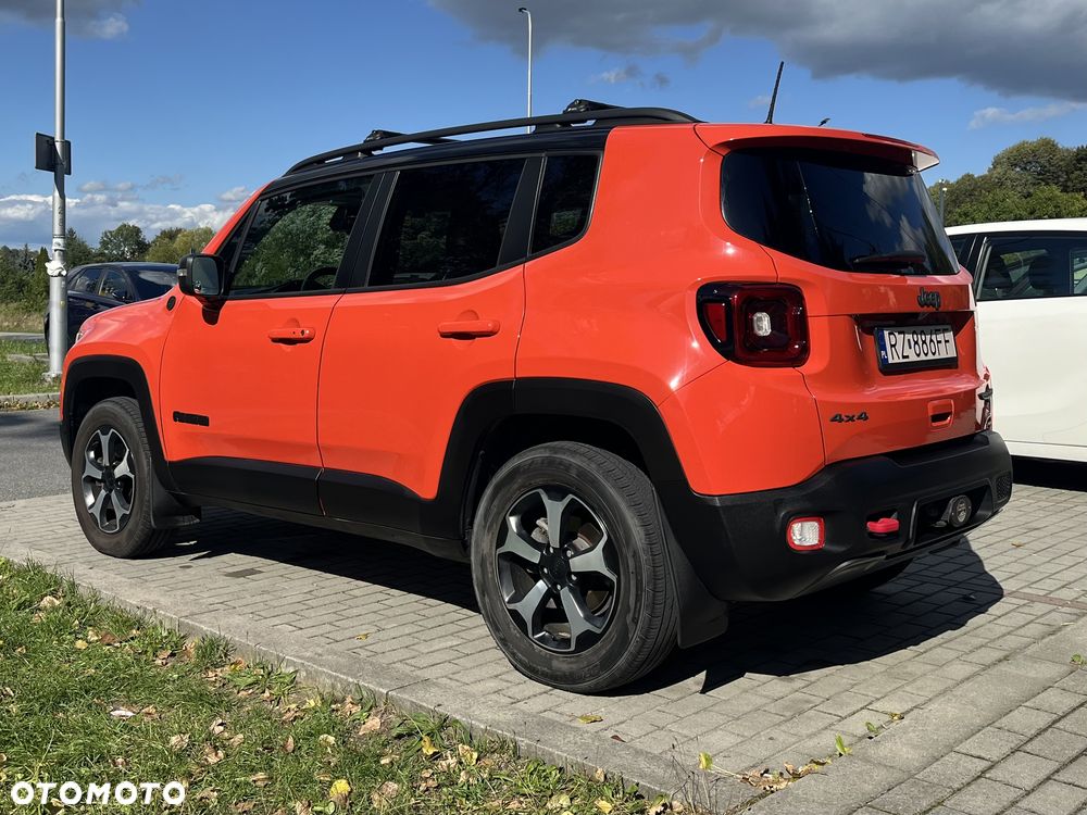 Jeep Renegade 1.3 GSE T4 Turbo Upland 4x4 S&S - 4