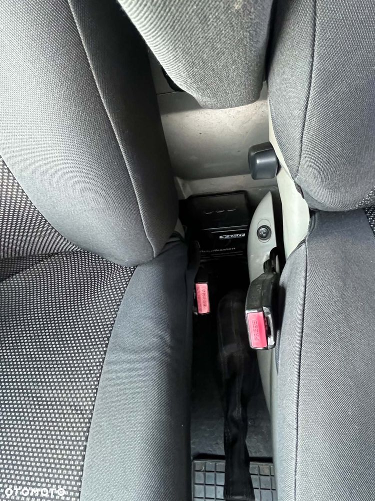 Opel Vivaro L1H1 DPF - 12