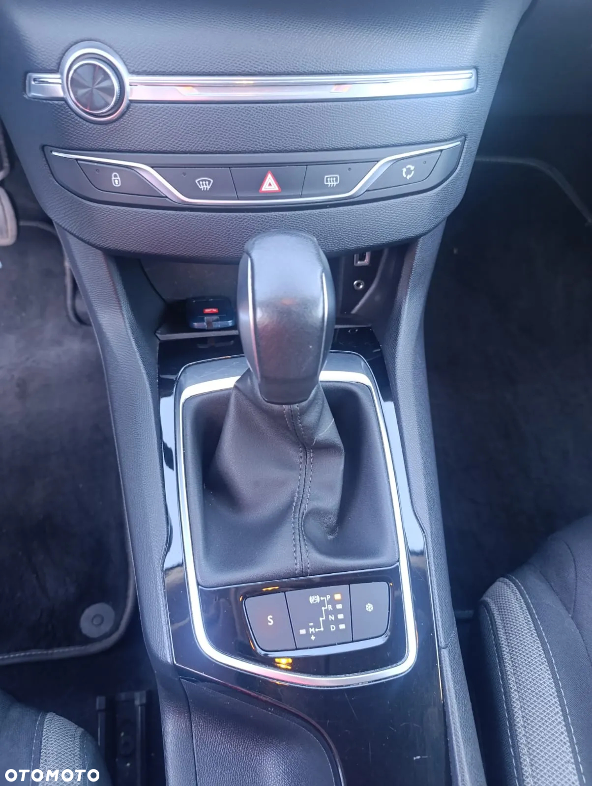 Peugeot 308 SW 1.6 BlueHDi Active S&S - 10