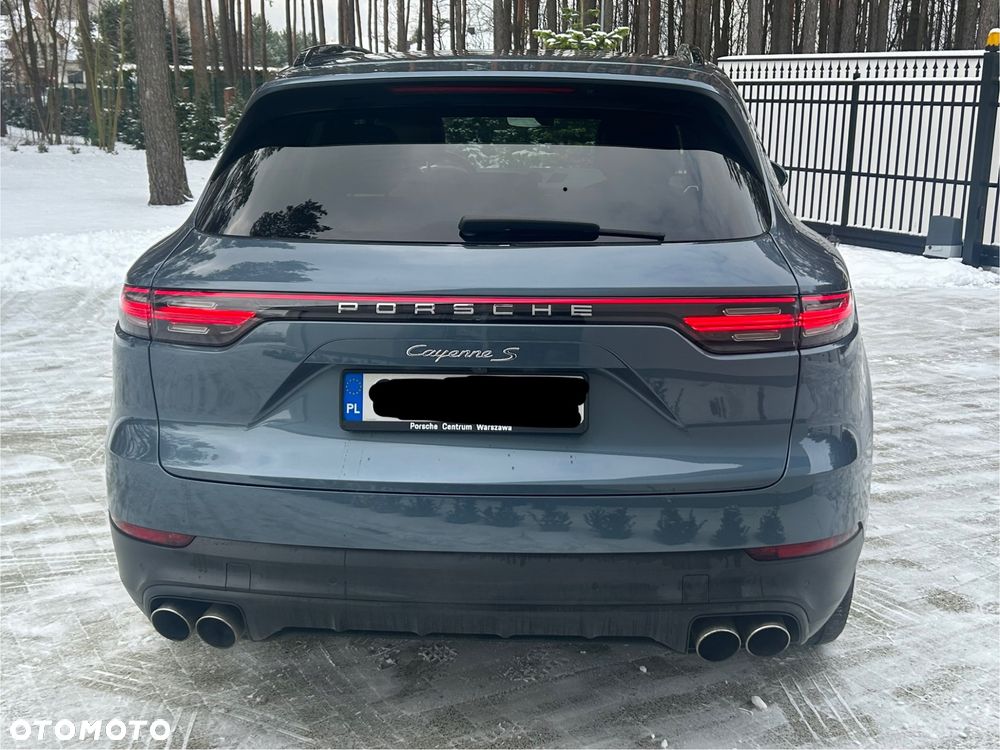 Porsche Cayenne S - 2
