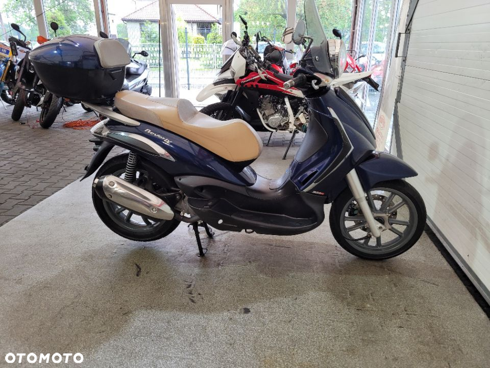 Piaggio Beverly - 32