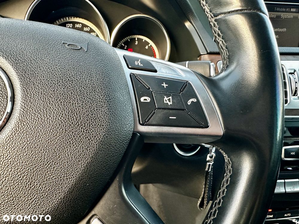 Mercedes-Benz Klasa E - 28