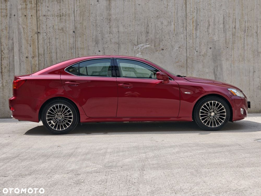 Lexus IS 250 Prestige - 9