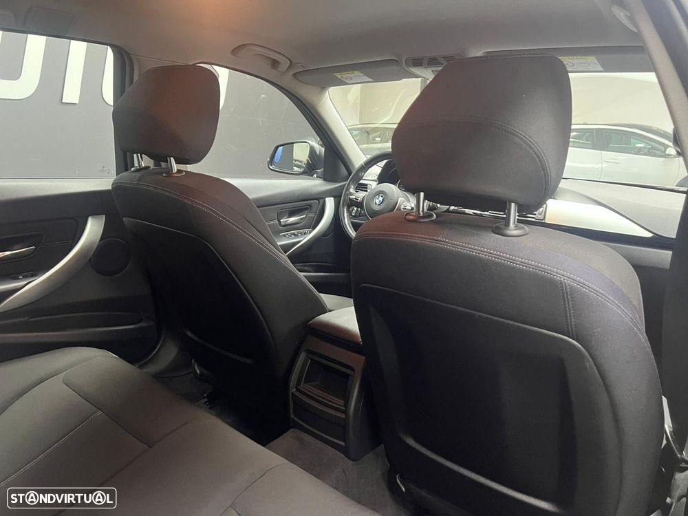 BMW 318 d Touring Navigation Sport Auto - 43