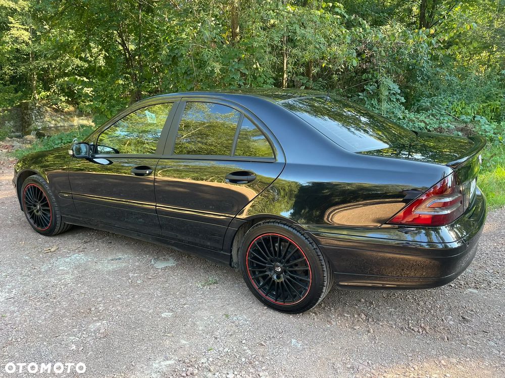 Mercedes-Benz Klasa C 200 CDI Sport Edition - 3