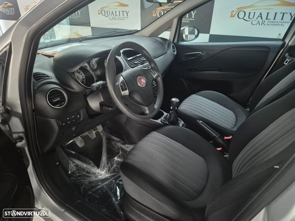 Fiat Punto 1.2 Lounge S&S - 7