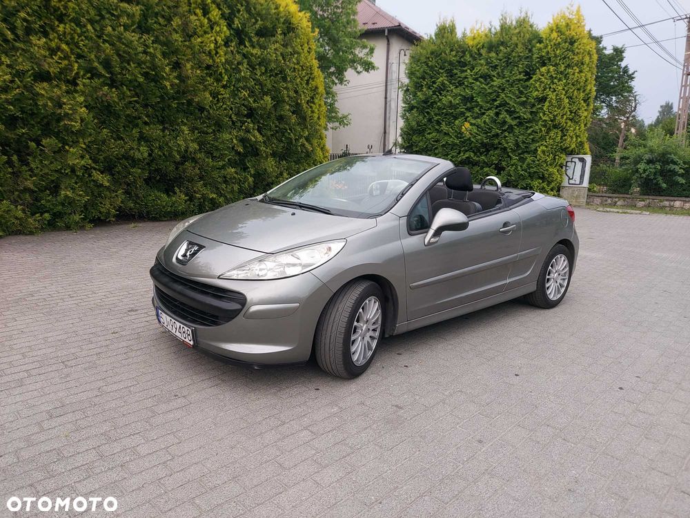 Peugeot 207 CC - 1