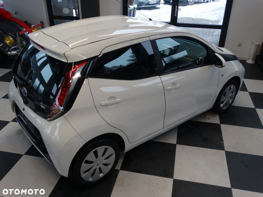Toyota Aygo - 8