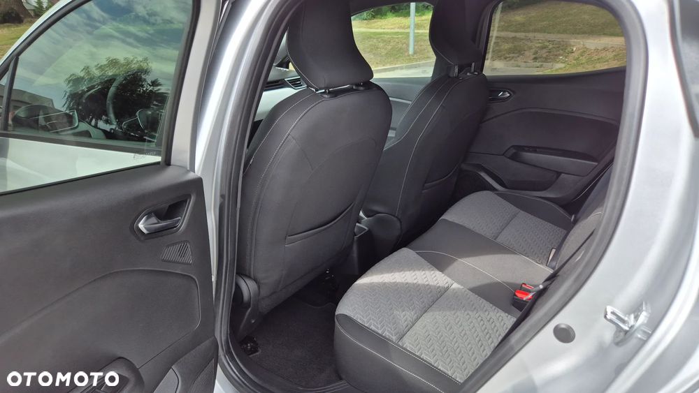 Renault Clio - 13