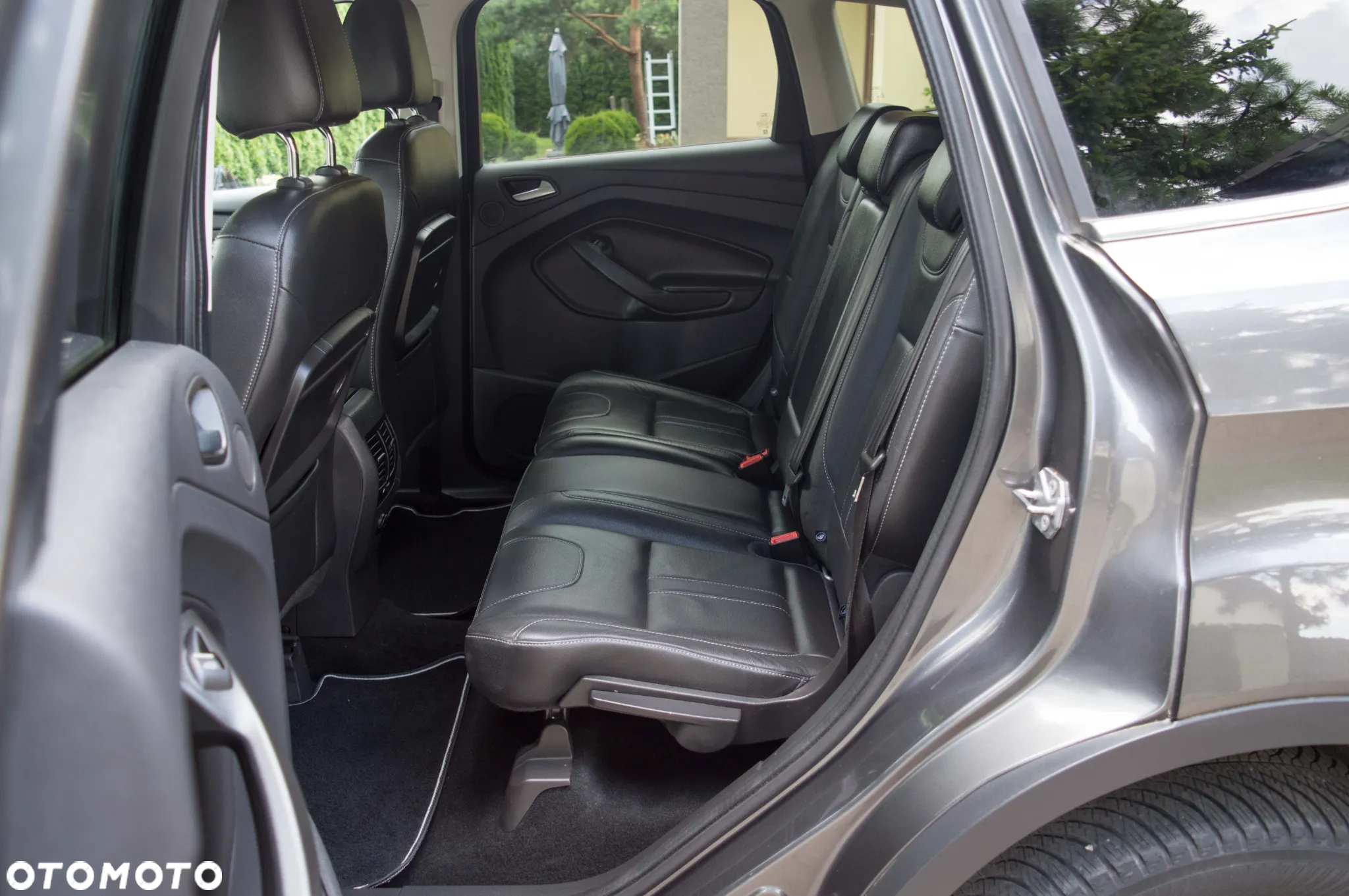 Ford Kuga 2.0 TDCi 4x4 Titanium - 29