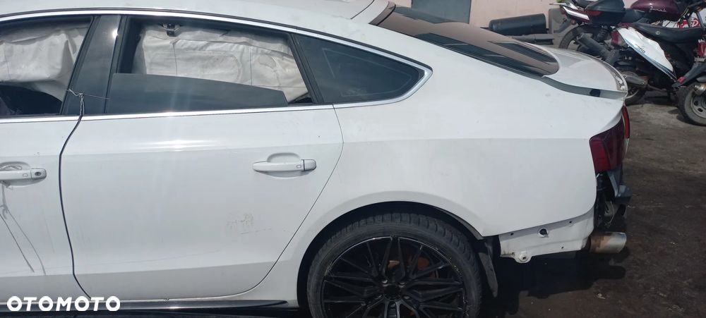 Audi A5 8T S-Line 2,0 TFSI wszystkie czesci  LY9C - 2