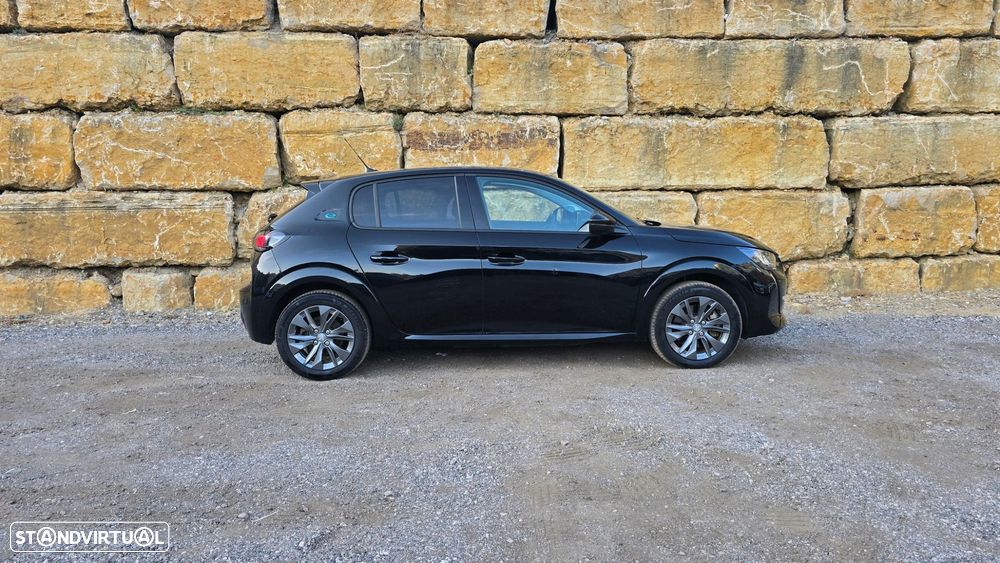 Peugeot e-208 Allure Pack - 4