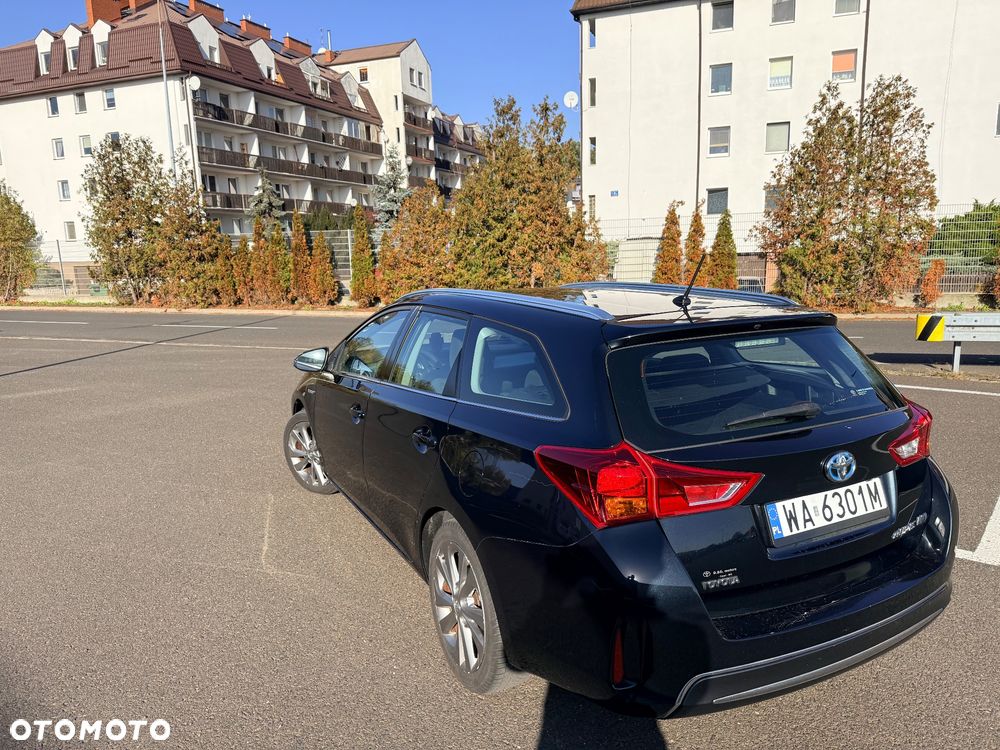 Toyota Auris - 13