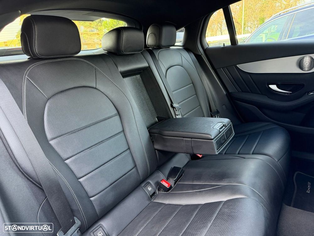 Mercedes-Benz GLC 300 de Coupé 4Matic - 24