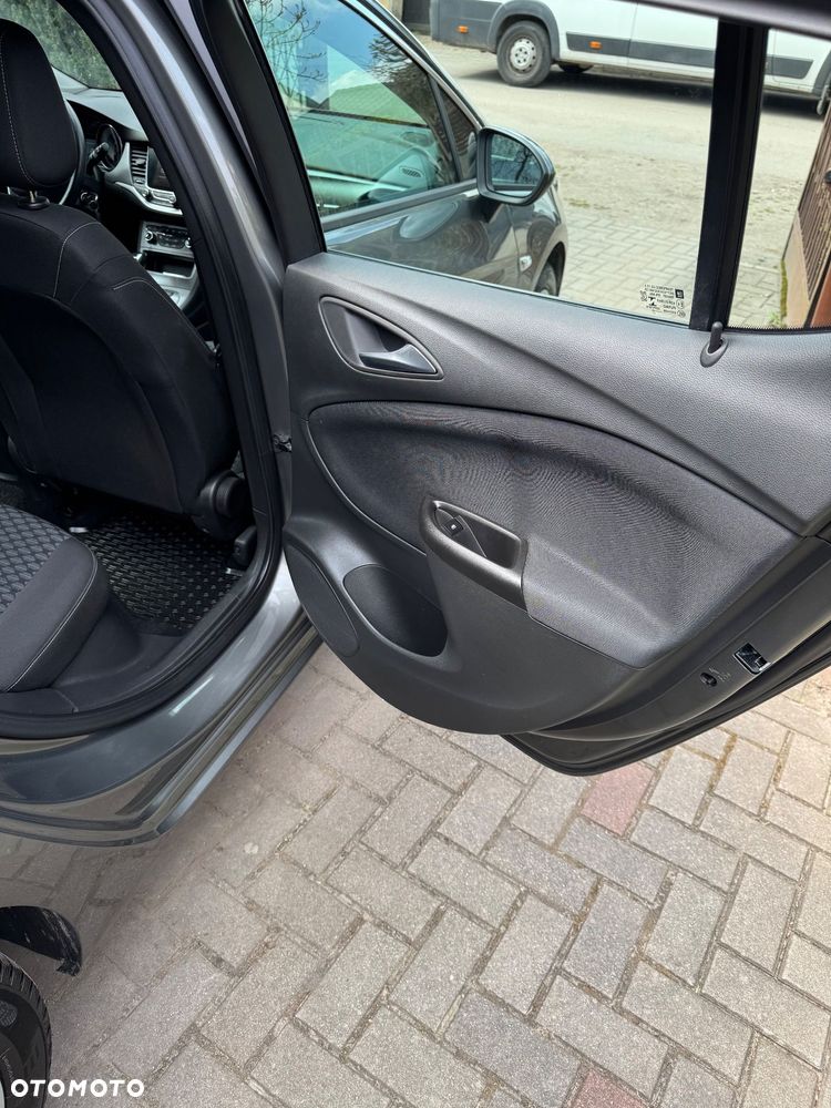 Opel Astra 1.4 T GPF Enjoy S&S - 28