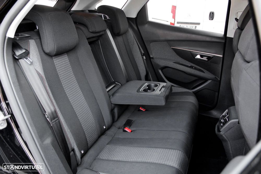 Peugeot 3008 1.5 BlueHDi Active - 14