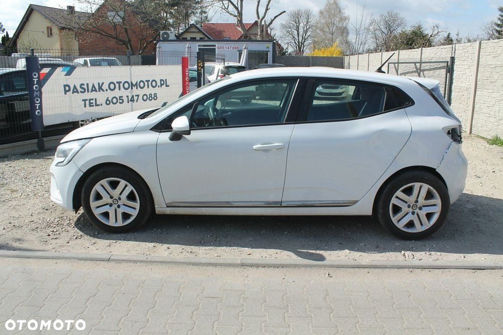 Renault Clio - 8