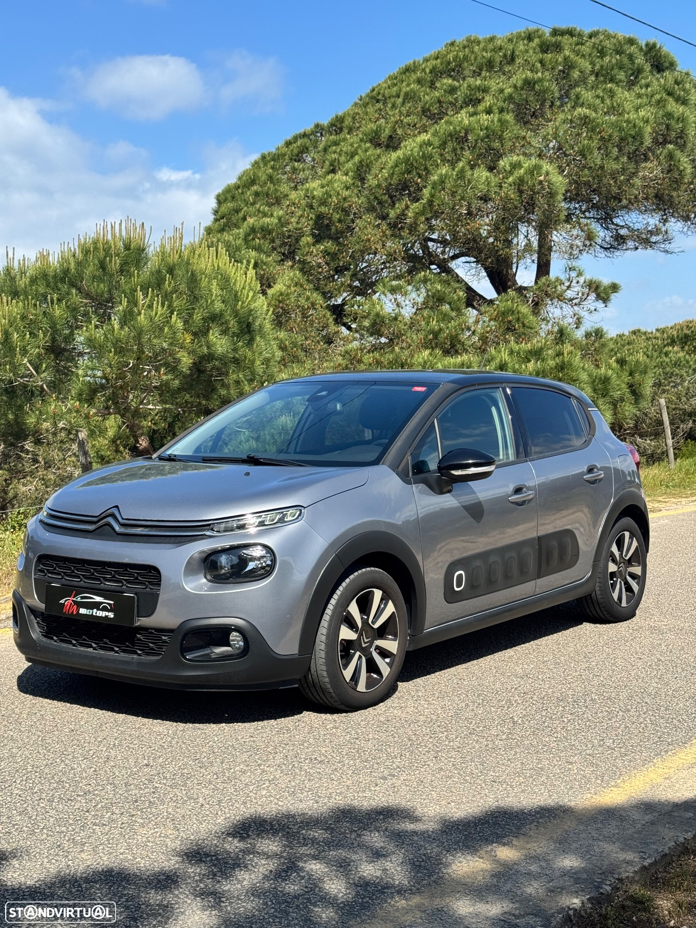 Citroën C3 1.2 PureTech Shine - 2