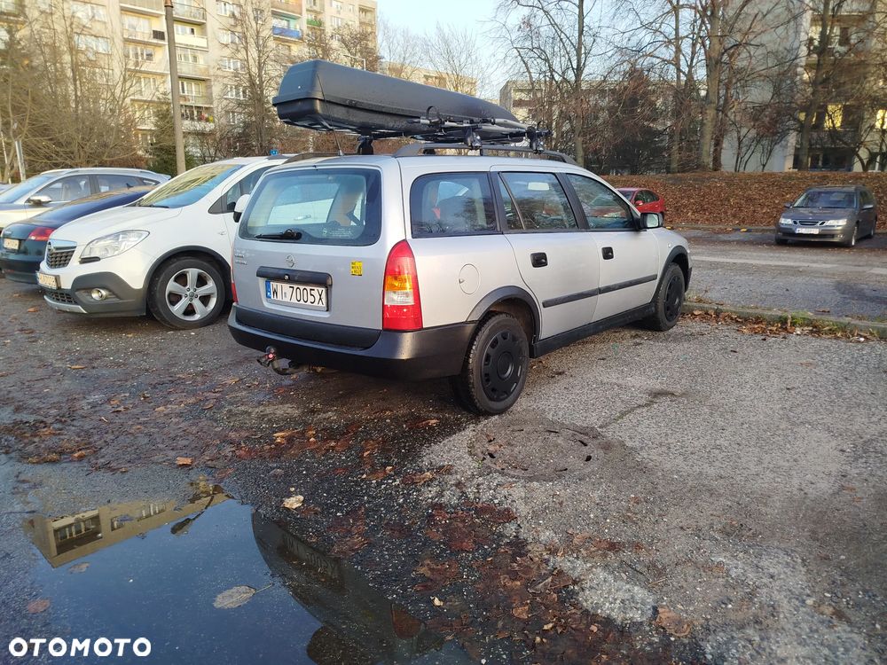 Opel Astra 1.4 Enjoy - 4