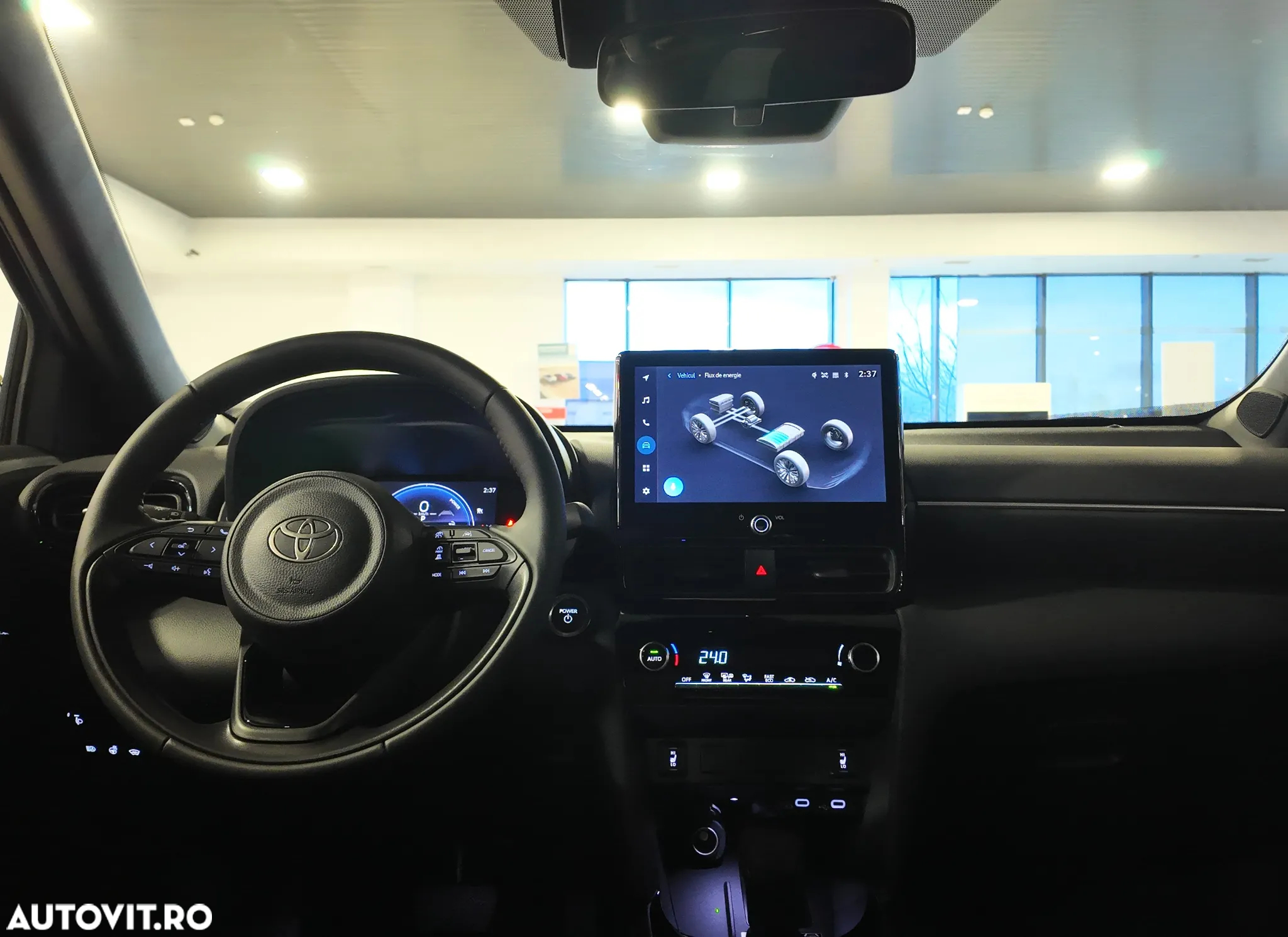 Toyota Yaris Cross 1.5 VVT-i HSD 4x2 Dynamic - 10