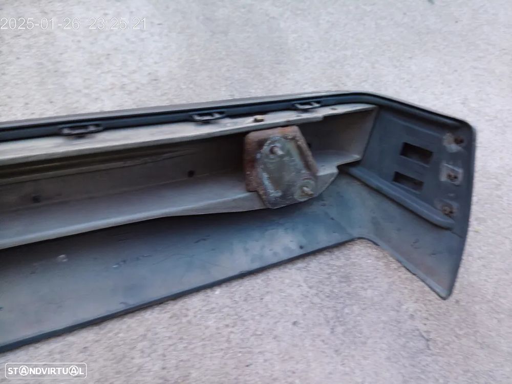 Mercedes W201/190D para-choques trás - 4