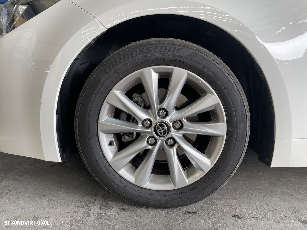 Toyota Corolla 1.8 Hybrid Comfort - 12