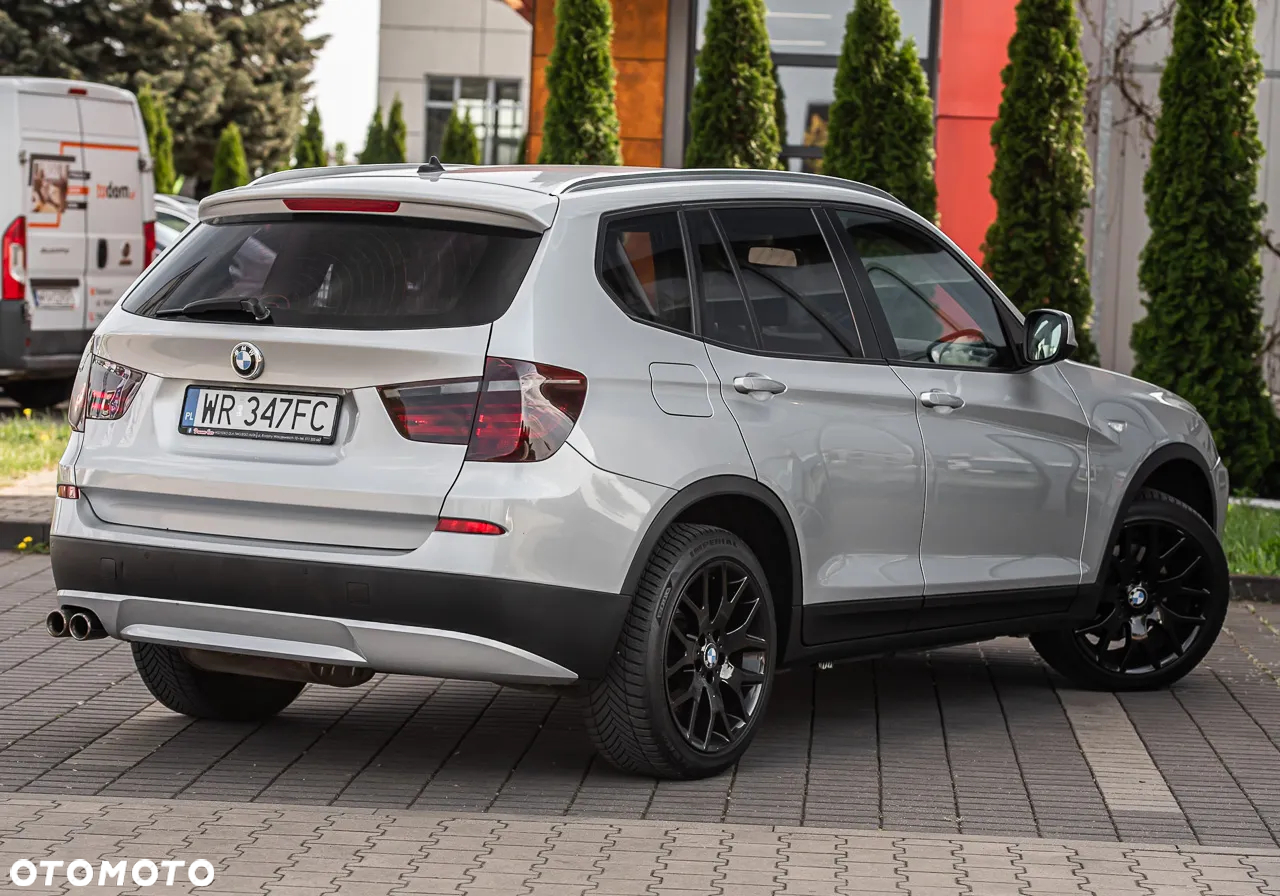 BMW X3 xDrive20d - 13
