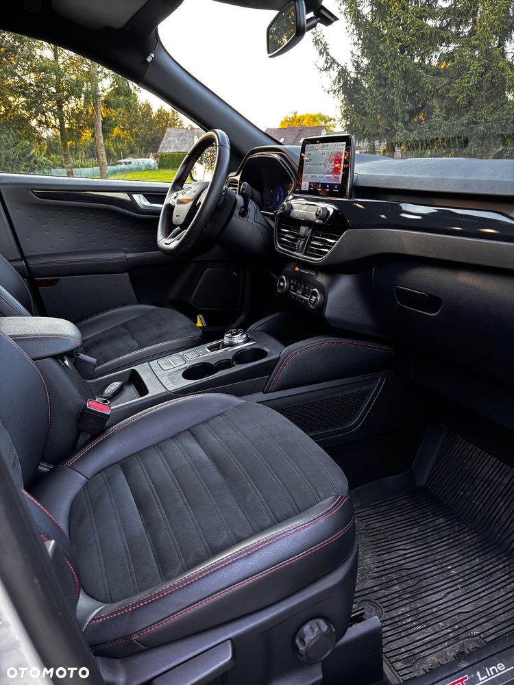 Ford Kuga - 11