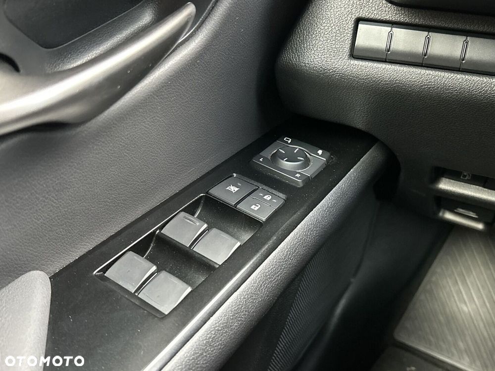 Lexus UX 250h GPF F Impression 2WD - 20
