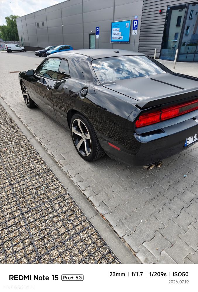 Dodge Challenger - 7