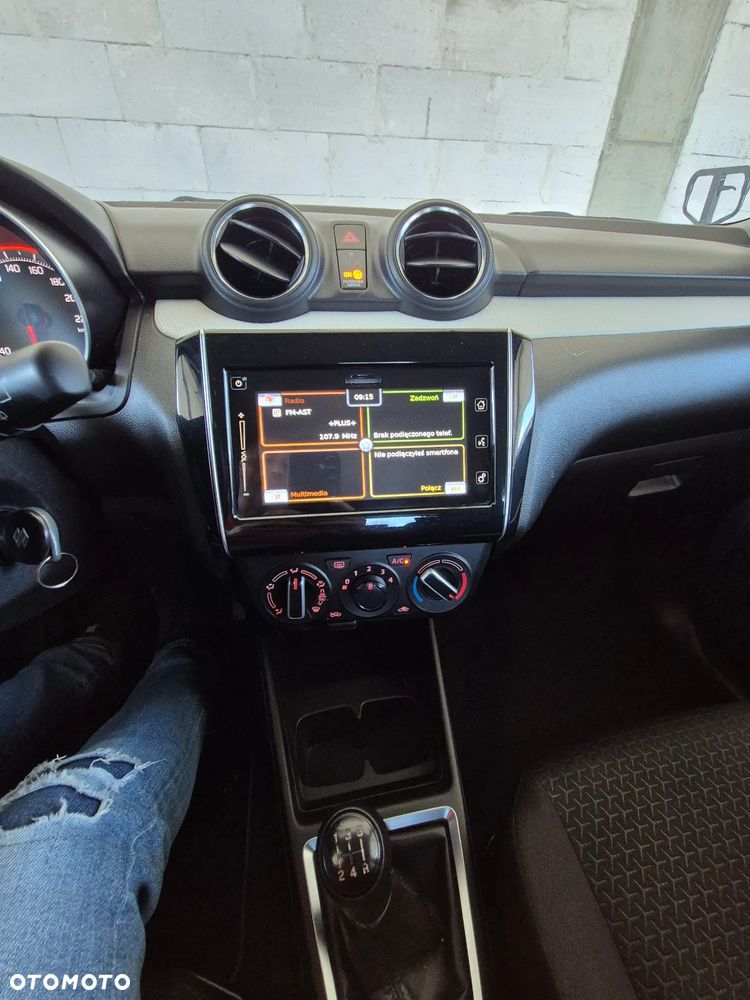 Suzuki Swift 1.2 Dualjet Comfort - 10