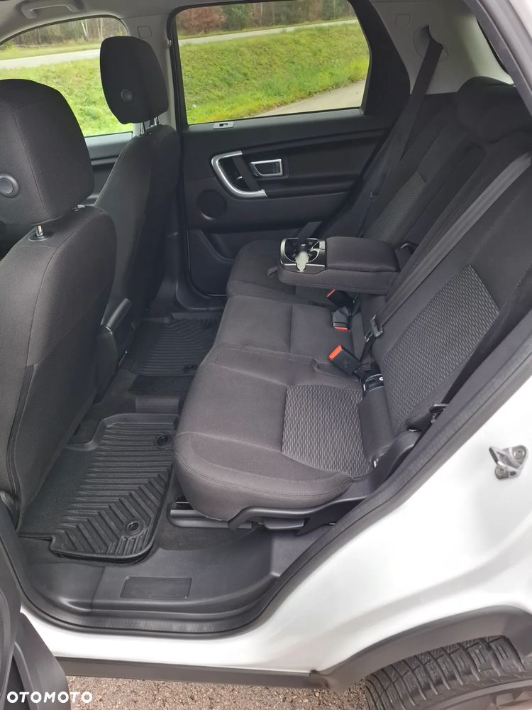 Land Rover Discovery Sport - 19