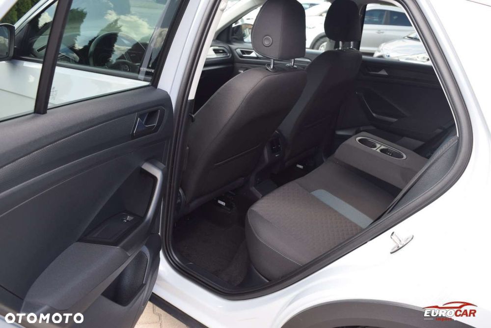 Volkswagen T-Roc 2.0 TDI SCR DSG IQ.DRIVE - 18