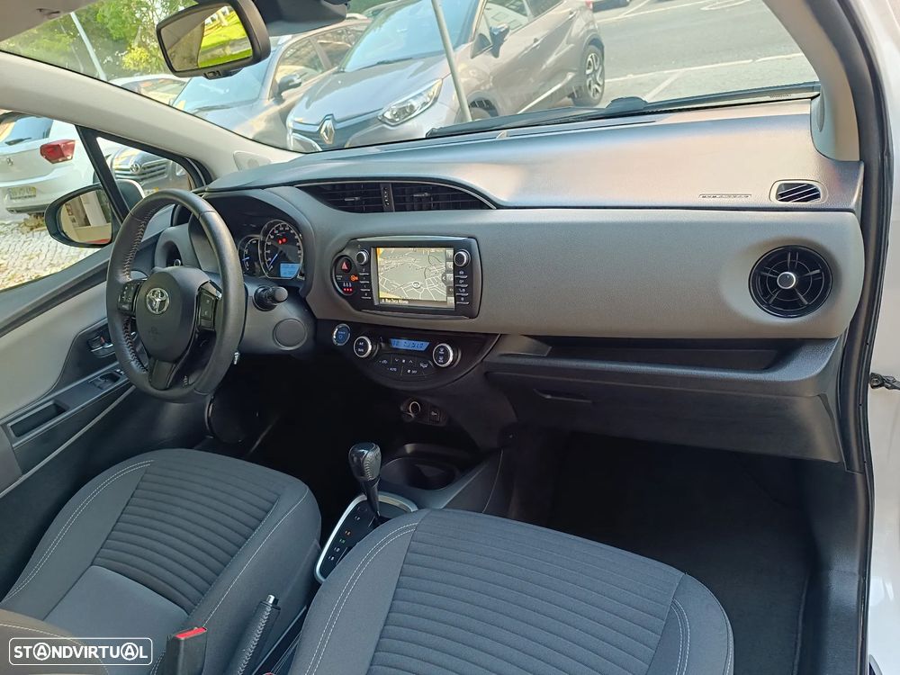 Toyota Yaris 1.5 HDF Comfort - 19