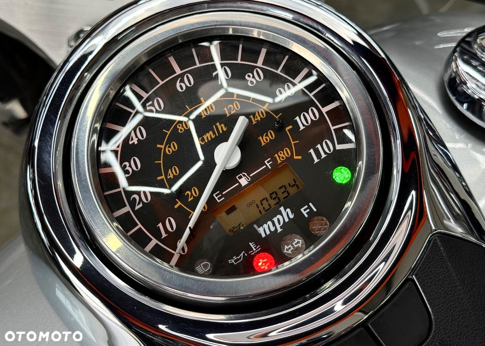 Suzuki VL 800 Volusia - Boulevard C50 - 40