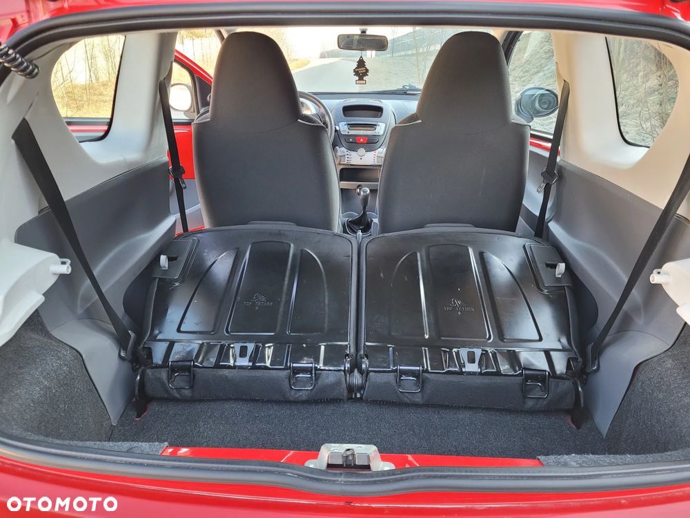 Peugeot 107 1.0 Happy - 10