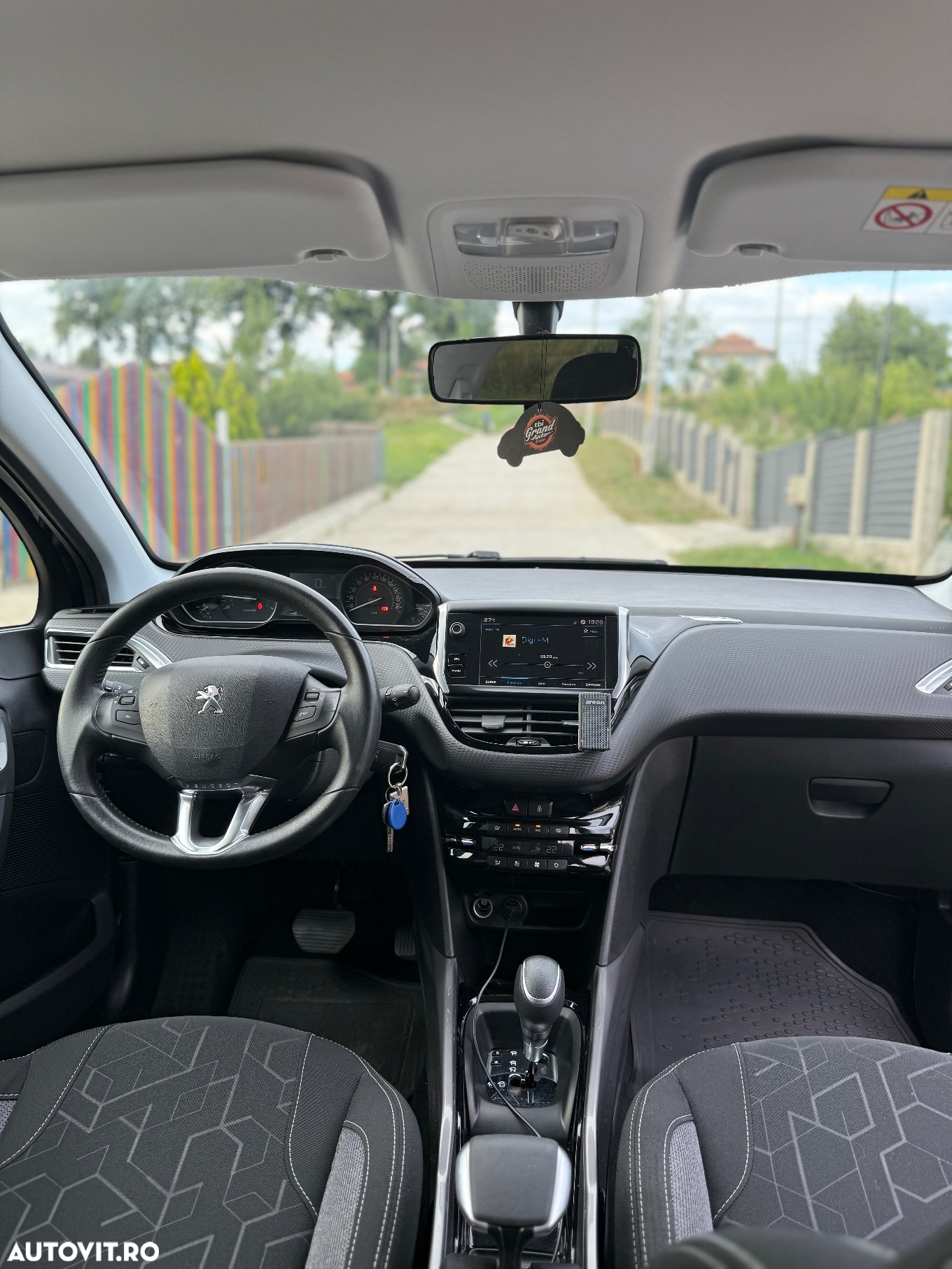 Peugeot 2008 1.2 PureTech Turbo EAT6 S&S Allure - 7
