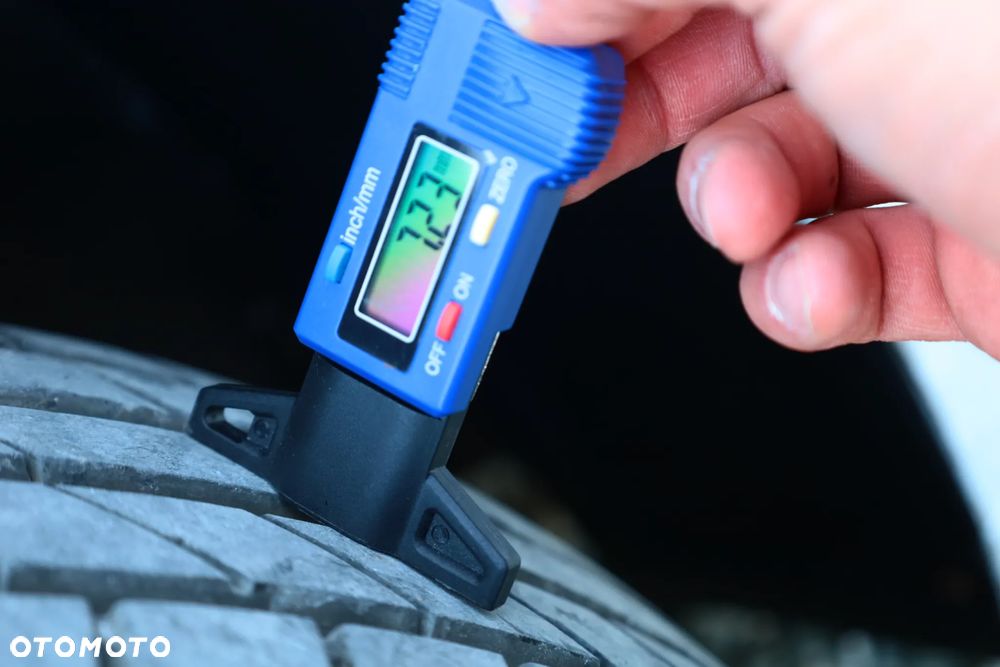 Hyundai i40 Kombi blue 1.6 Family - 16