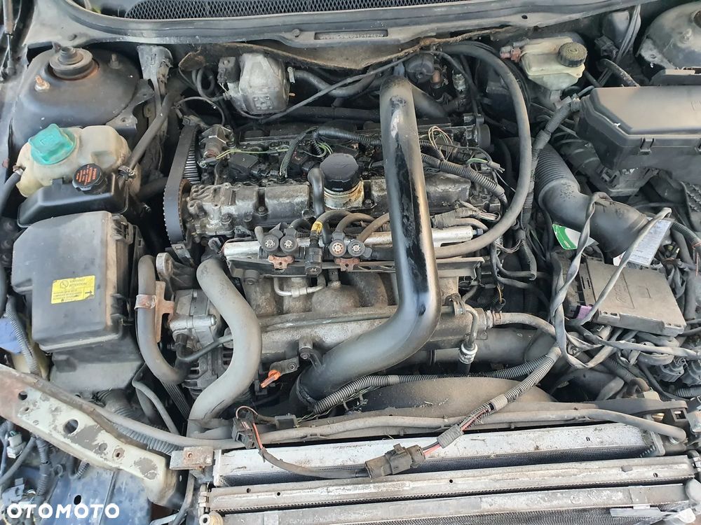 volvo v70 silnik 2.3T b5234t3 skrzynia sanki belka przód tył wahacz zacisk zwrotnica - 2