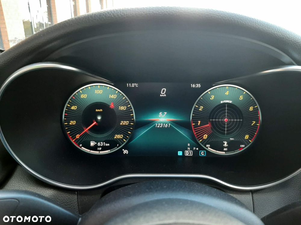 Mercedes-Benz Klasa C 300 9G-TRONIC - 16