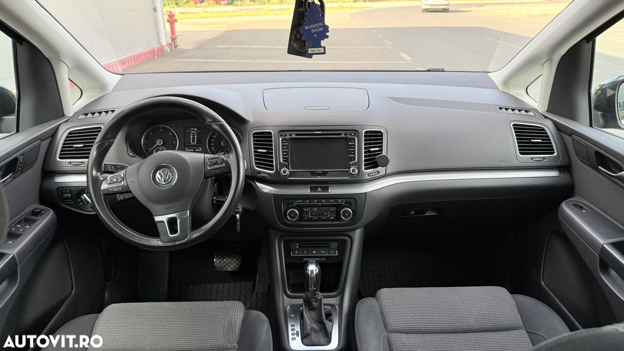 Volkswagen Sharan 2.0 TDI DSG BlueMotion Technology Comfortline - 13