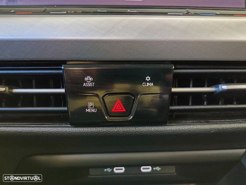 VW Golf 1.0 TSI Life - 27