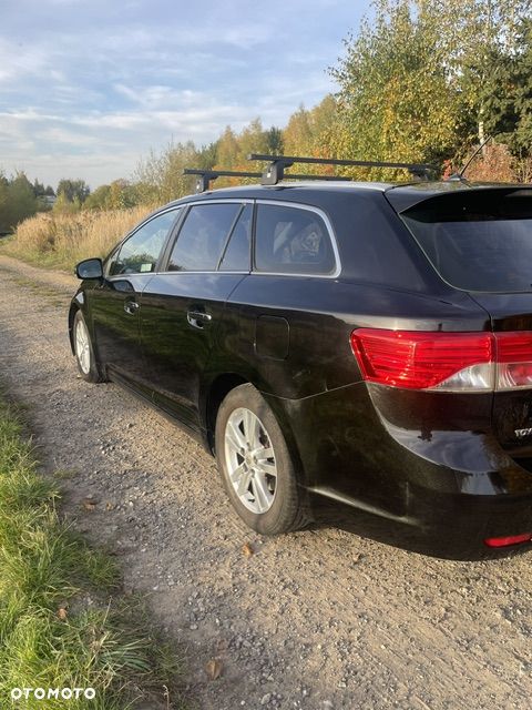Toyota Avensis 2.0 D-4D Style - 24