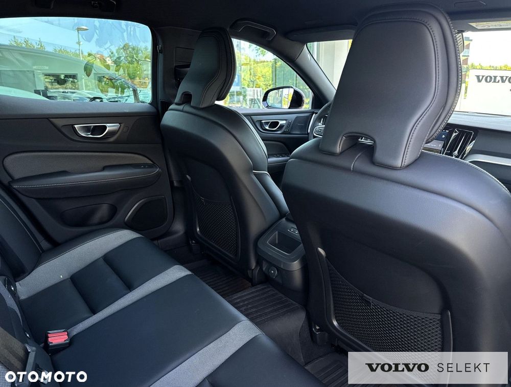 Volvo S60 - 32