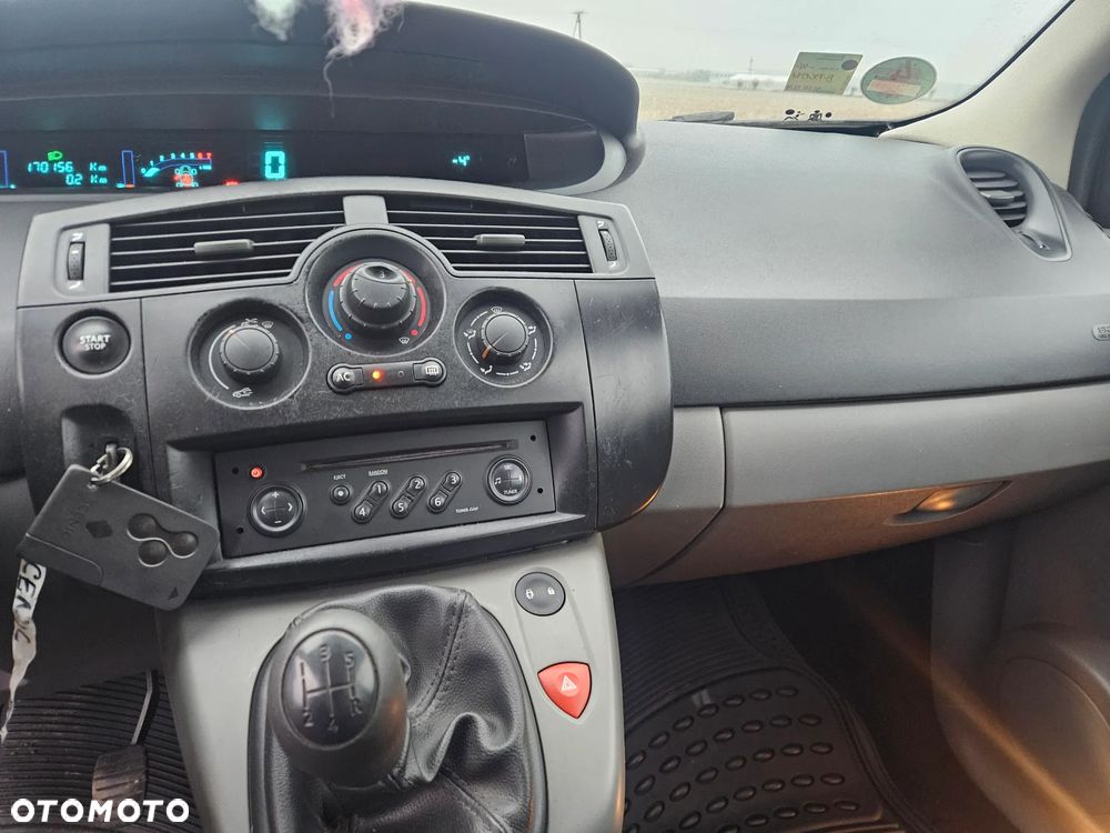 Renault Scenic 1.6 16V EXpression - 27