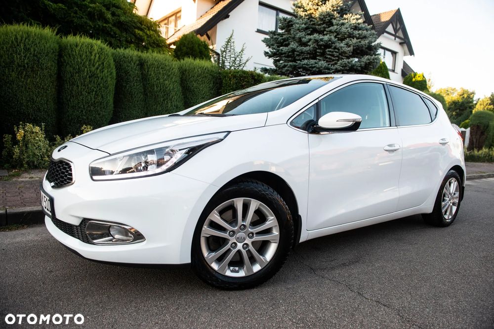 Kia Ceed 1.4 CVVT Attract plus - 1