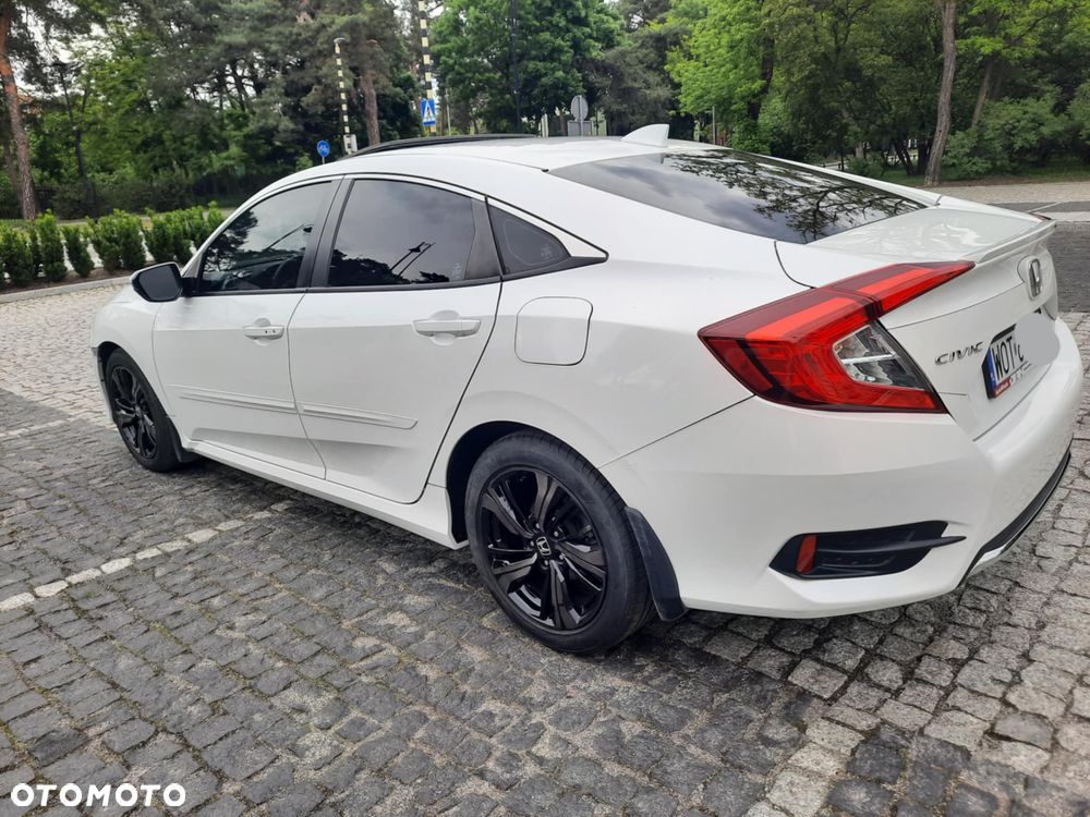 Honda Civic 1.5 i-VTEC Turbo CVT Executive - 8