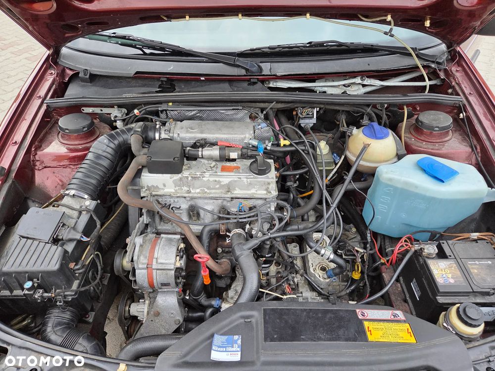 Volkswagen Passat 2.0 GL - 6