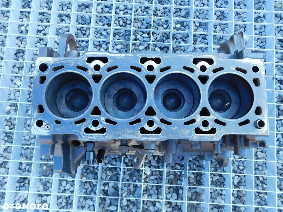 Blok silnik dół wał D4EA 2.0 CRDI Hyundai Santa FE Tucson Kia Sportage I30 - 2